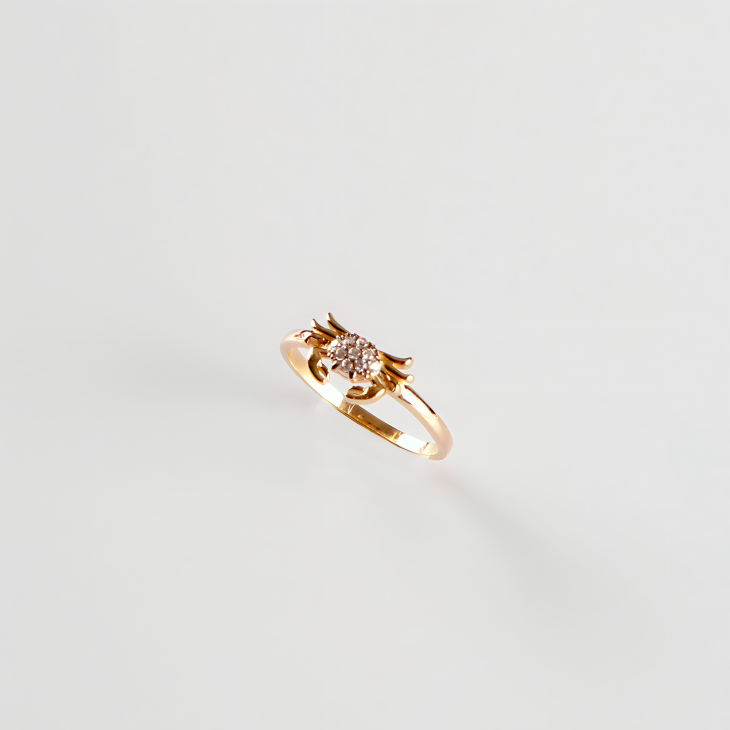 Gold Crab Ring | Timeless Elegance for Engagements & Special Days - Image 2