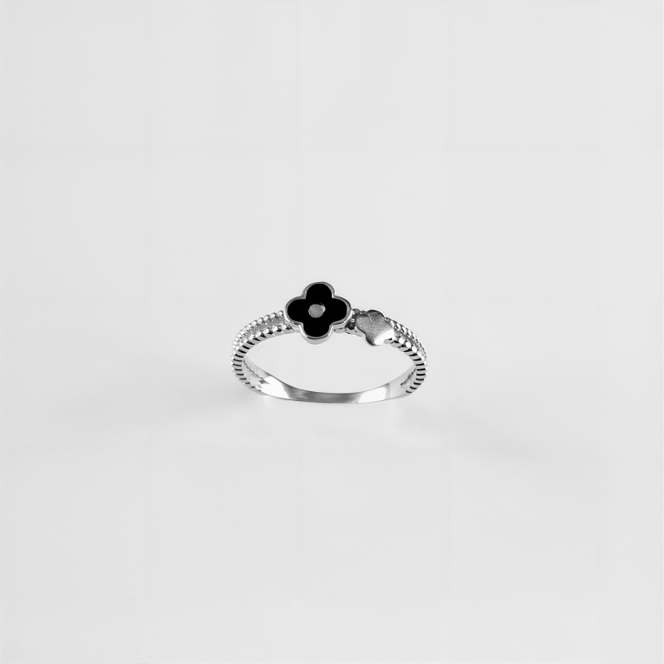 Black Clover Gold Ring | Timeless Elegance & Perfect Gift for Engagements & Anniversaries - Image 5