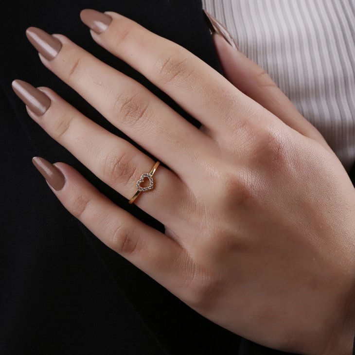 14K Gold Heart Ring with Gem | Timeless Elegance for Engagements & Anniversaries - Image 6