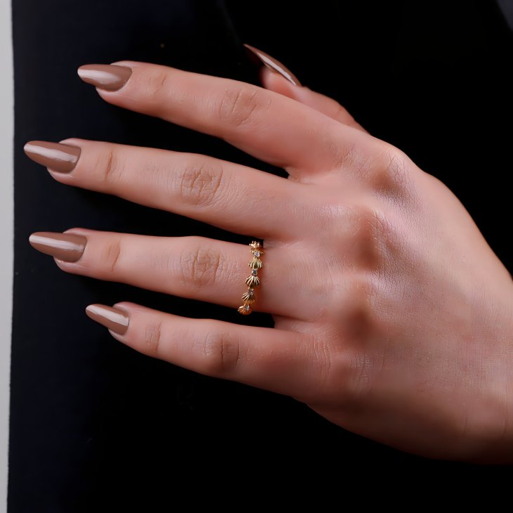 Seashell Symphony Gold Ring | Timeless Elegance for Engagements & Special Occasions - Image 4