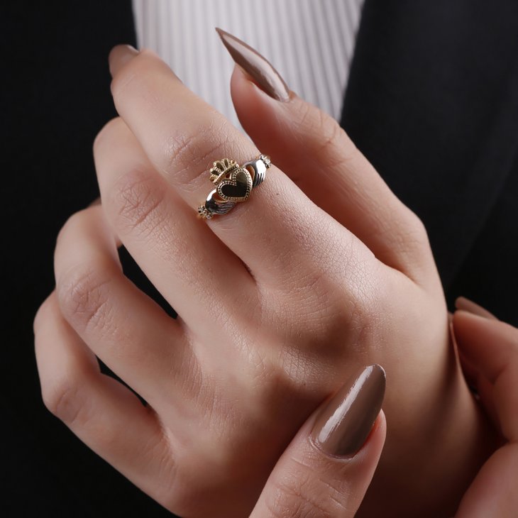 14K Solid Gold Claddagh Ring | Timeless Symbol of Love & Commitment - Image 2