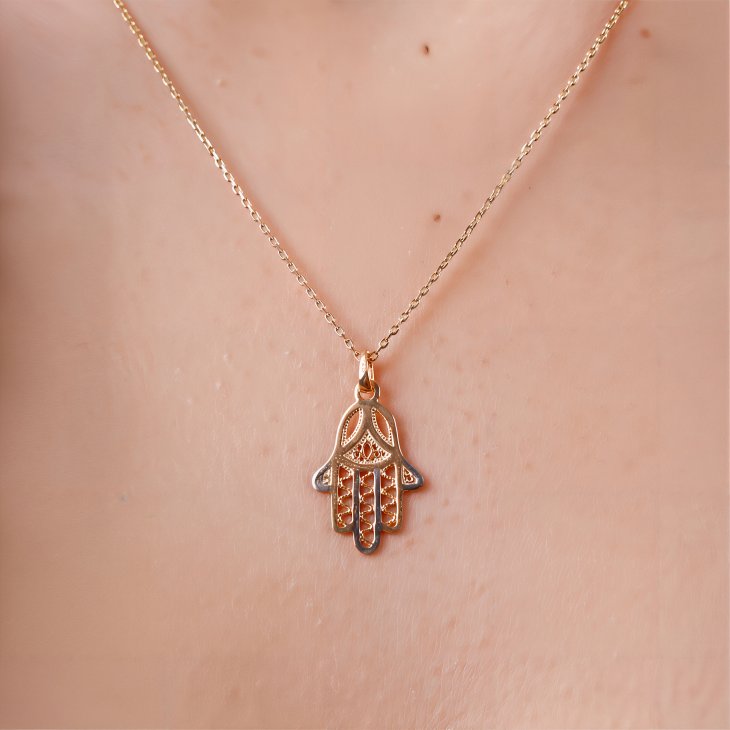 Gold Hamsa Hand Necklace | Timeless Elegance & Perfect Gift for Women - Image 4
