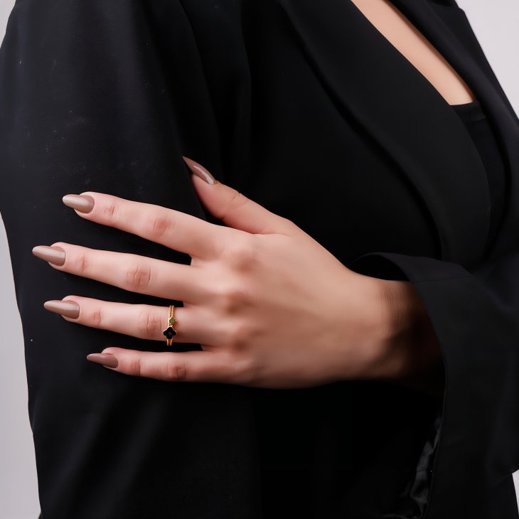 Black Clover Gold Ring | Timeless Elegance & Perfect Gift for Engagements & Anniversaries - Image 6