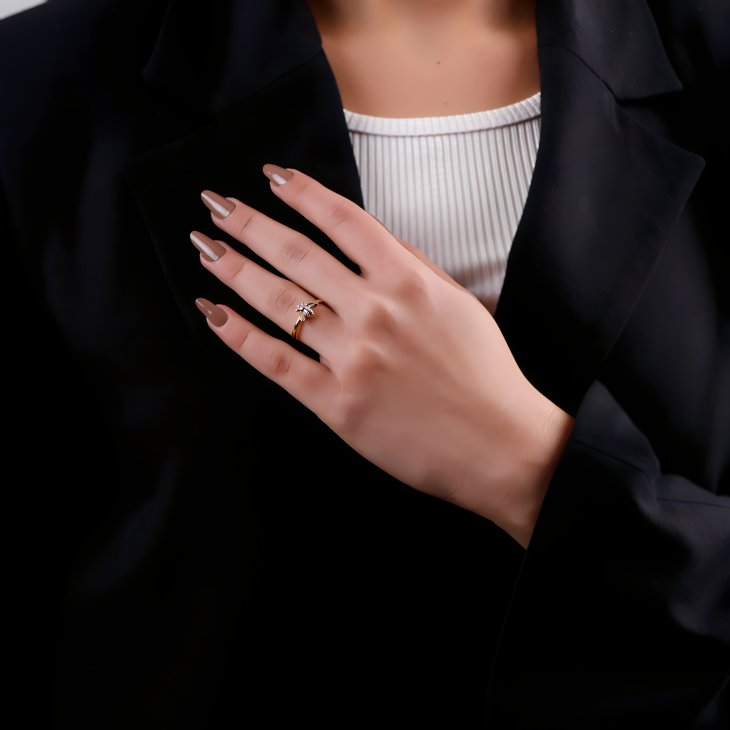 14K Gold Bee Ring | Timeless Elegance & Perfect Gift for Engagements & Anniversaries - Image 4